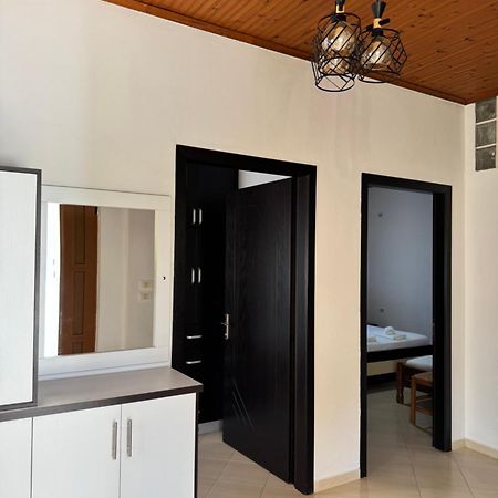 קסאמיל Guesthouse Aleks מראה חיצוני תמונה